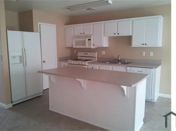 3013 Honeysuckle Ave, North Las Vegas, NV 89031