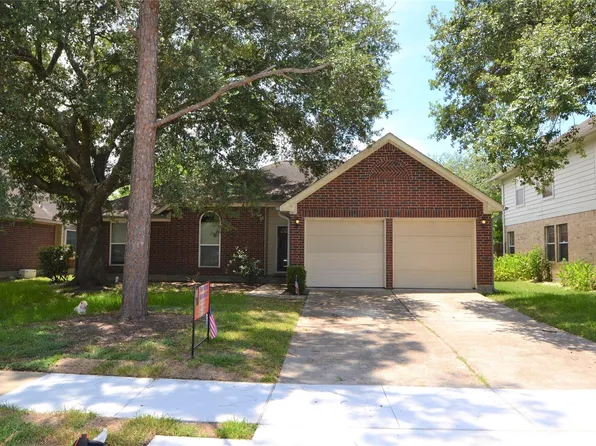 2818 Russett Pl W, Pearland, TX 77584
