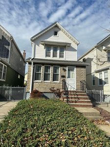 9139 71st Avenue, Forest Hills, NY, 11375