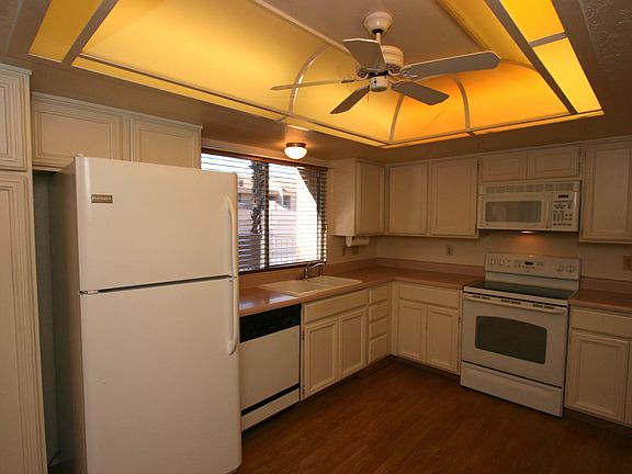 3rd image of 7436 N Via Camello Del Norte -- #170