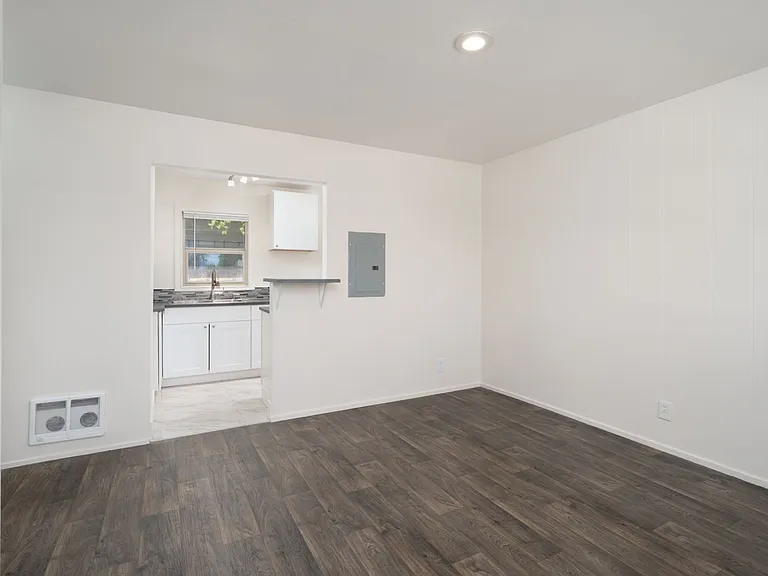 10746 NE Wygant St — Photo 20