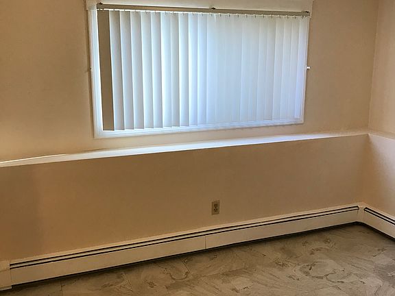 4th image of 187 Hatton St APT 2
