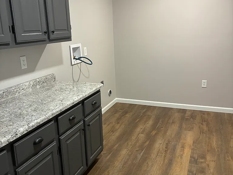 103 Rosewood Dr — Photo 6