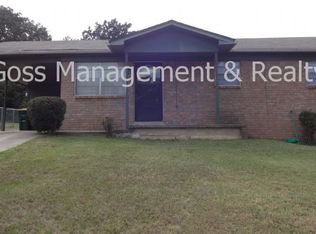 7915 N Claremont Ave, Sherwood, AR 72120