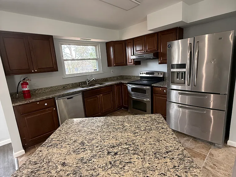 3 Cherokee Dr — Photo 6