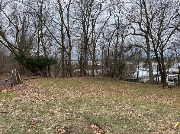 404 S Mears Ave, Whitehall, MI 49461