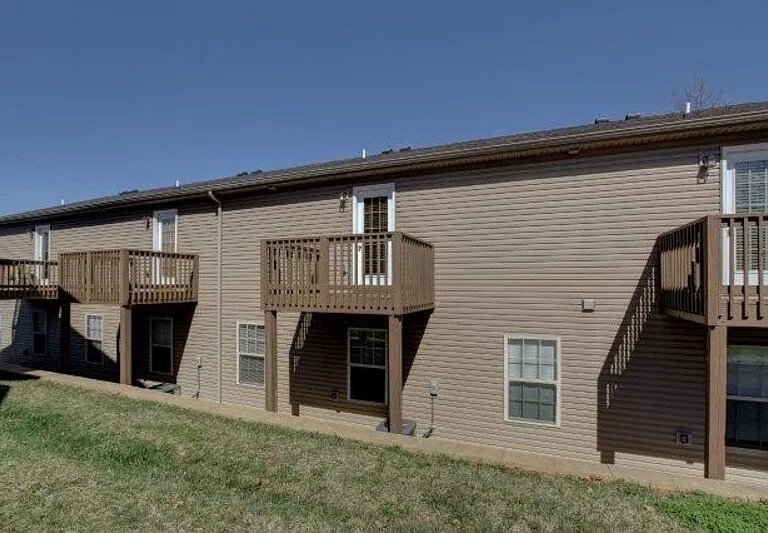 1720C Thistlewood Dr — Photo 22