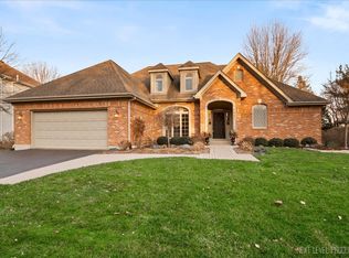 1521 Eagle Brook Dr, Geneva, IL 60134