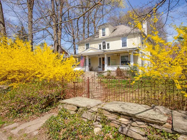 1234 W Water St, Elmira, NY 14905