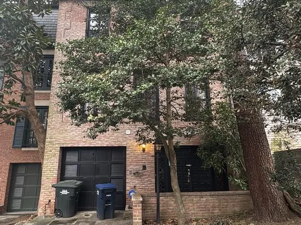 2142 Cathedral Ave NW, Washington, DC 20008