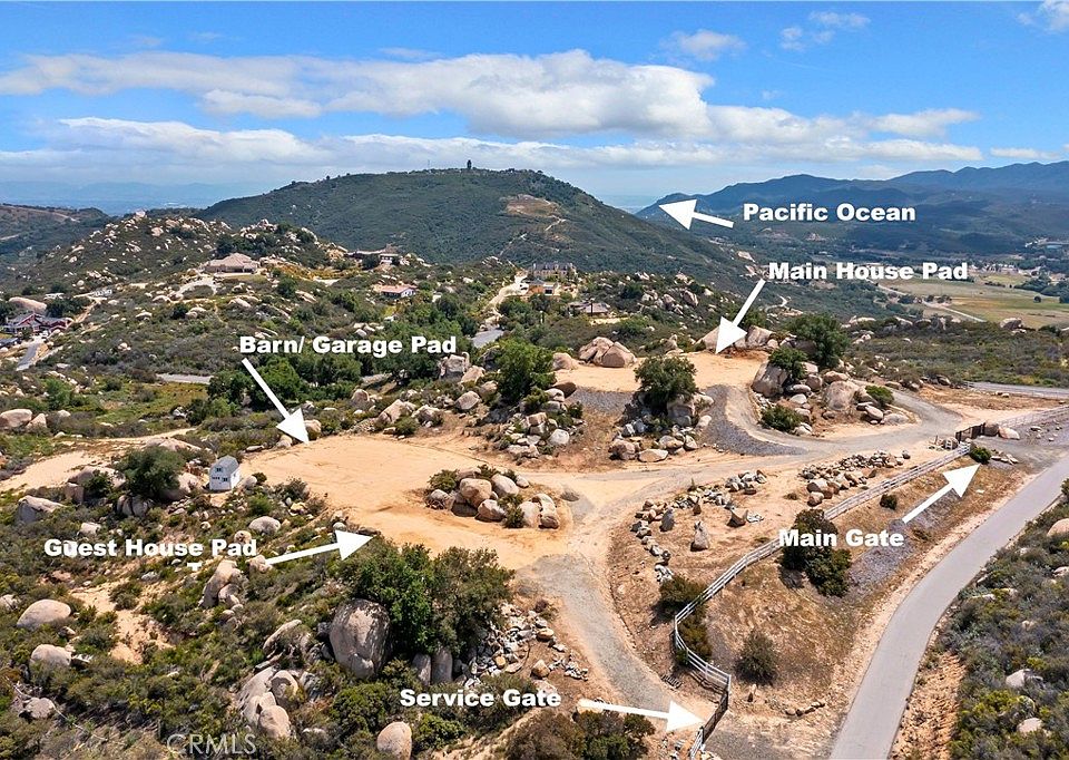 1st image of 41902 Avenida De Encanto #2