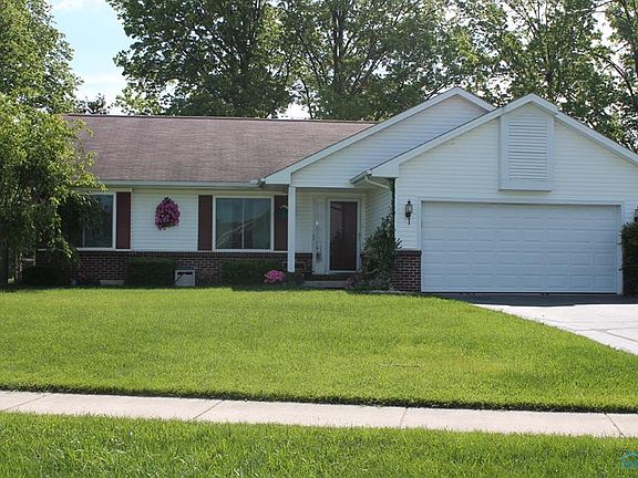 2nd image of 105 Dogwood Dr