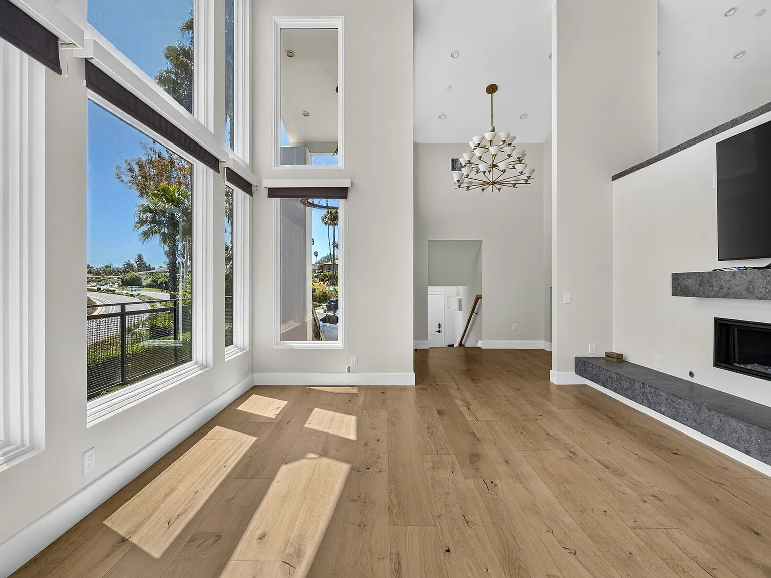 4 bed, 3233 sqft, $16,995 — Photo 2