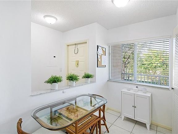 3rd image of 9537 Weldon Cir APT I307