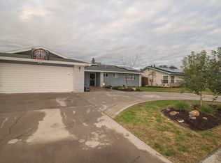 1730 McComb Ave, Porterville, CA 93257