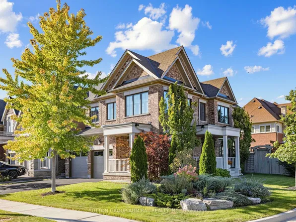 109 Leaden Hall Dr, East Gwillimbury, ON L9N 0R5