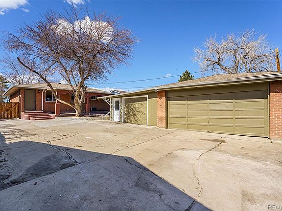 3rd image of 1056 S Knox Court