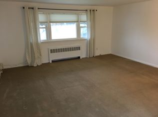 11 University Avenue #Top Floor, Yonkers, NY 10704