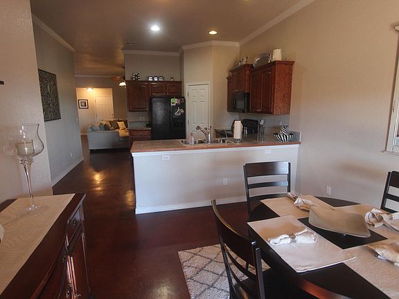 4th image of 4607 E 19th Ave