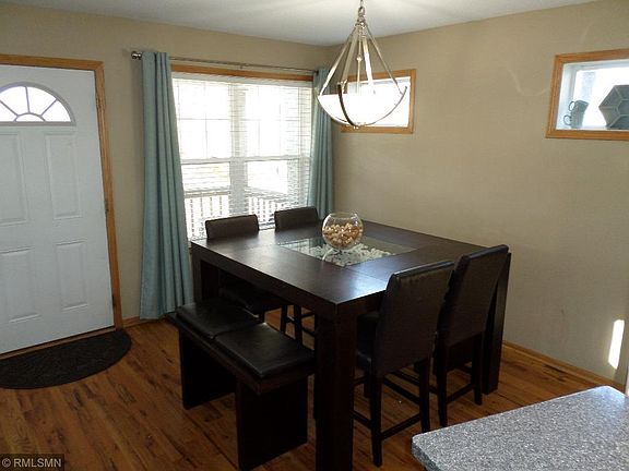 5th image of 2327 Walton Pl