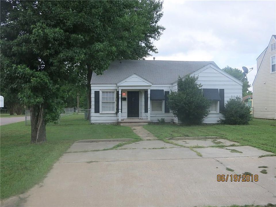 1st image of 1604 S Seminole Ave