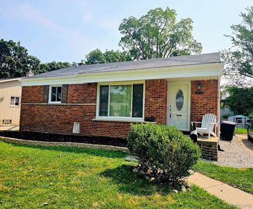 9994 Deering St, Livonia, MI, 48150