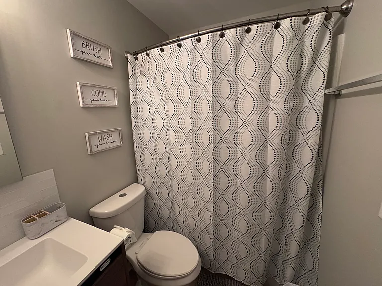 1666 Sparkleberry Ln — Photo 26