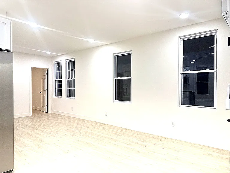 336A Danforth Ave #3 — Photo 10