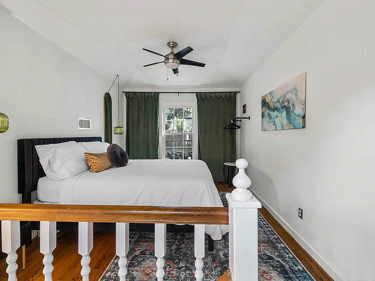 1015 Avondale Rd — Photo 52