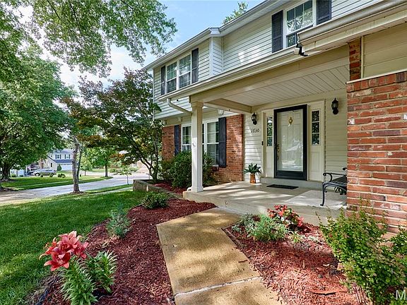 4th image of 1730 Woodmore Oaks Dr