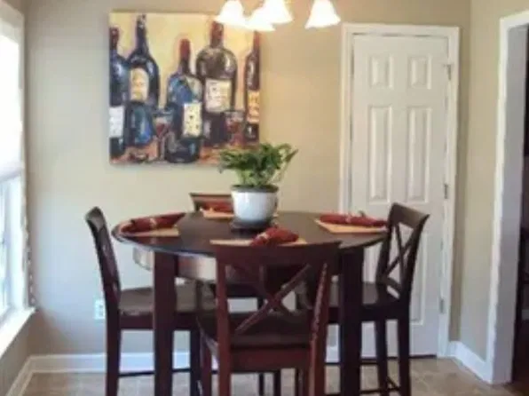 3052 Red Berry Cir, Effingham, SC 29541
