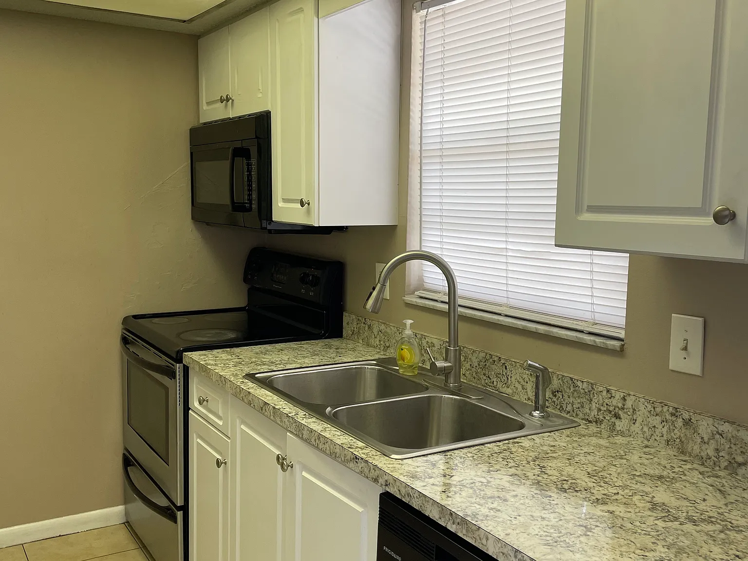 4201 Ponce De Leon Blvd — Photo 2