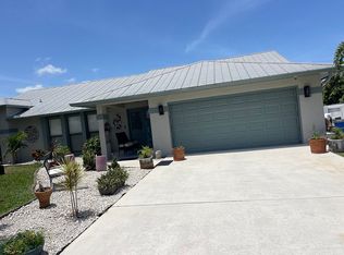 291 SW Grove Ave, Port Saint Lucie, FL 34983