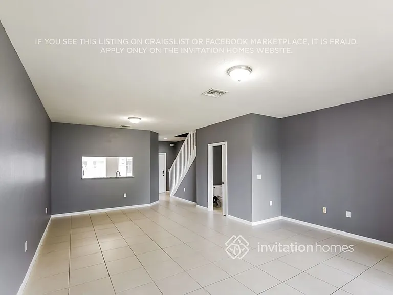 8273 SW 29th St #102 — Photo 4