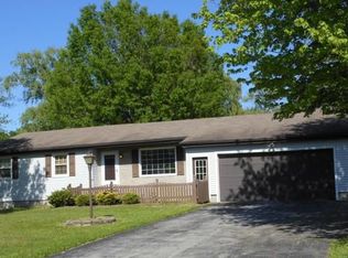8171 Camella Dr, Poland, OH