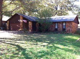 3106 S Bahama Dr W, Sand Springs, OK 74063
