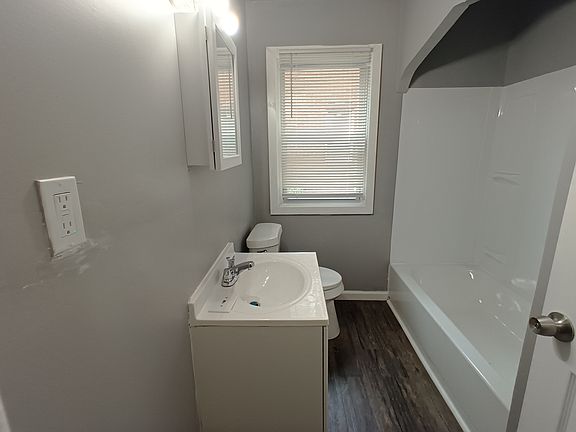 5th image of 14848 Marlowe St