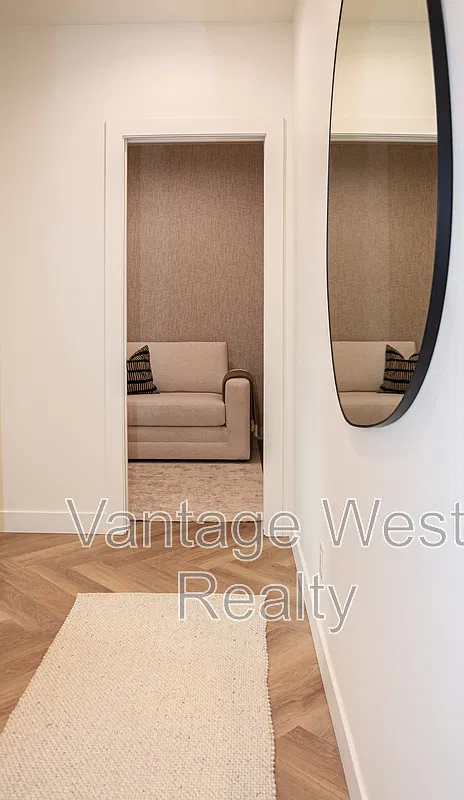 1 bed, 1.0 bath, $2,695 — Photo 2