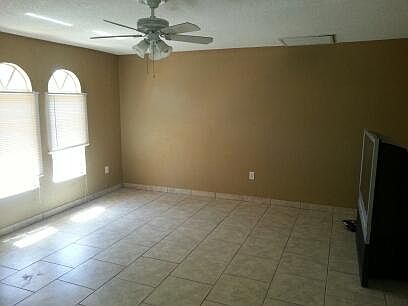 5th image of 23136 Ajax Ave
