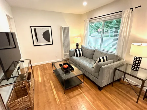 462 Waverley St, Menlo Park, CA 94025