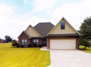 806 Comfort Ln, Jennings, LA 70546