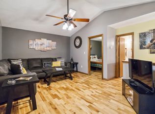 467 Harmony Ln, Burnside, KY 42519