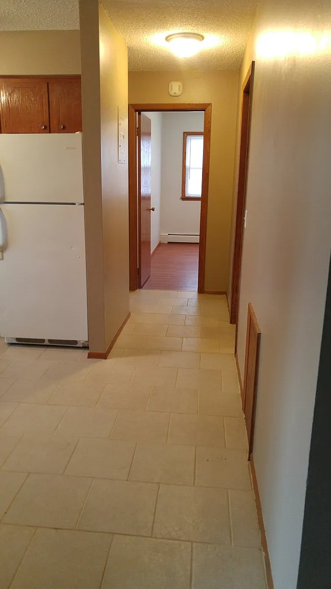 Photo 2 of 11 - 705 E 3rd St #7 - Monticello, MN Building Photo - 705 E 3rd St #7