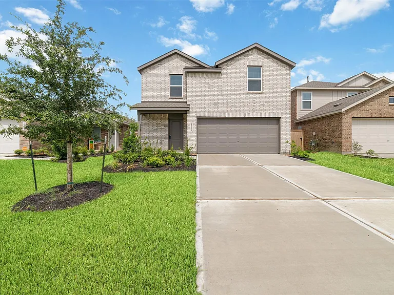 16839 Old Wagon Way — Photo 1