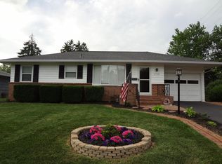 2728 Dennis Ln, Grove City, OH