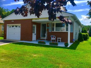 76 Virgin Islands Dr, Toms River, NJ