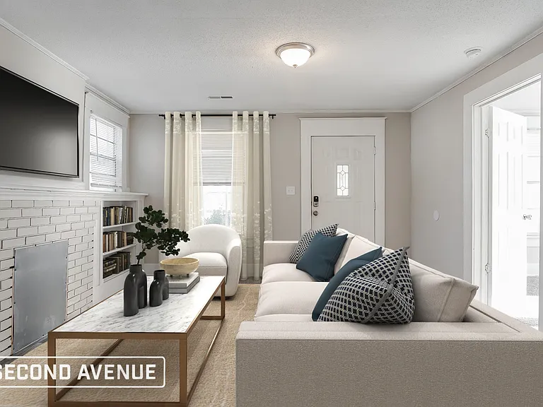 2908 Avenue I — Photo 2