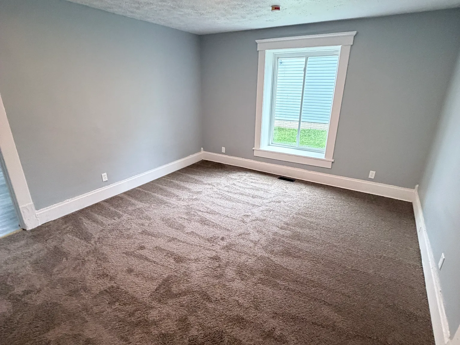 5 bed, 1650 sqft, $1,215 — Photo 4