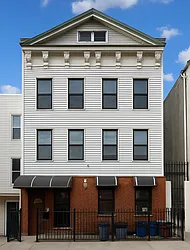 186 Kent Street, #H