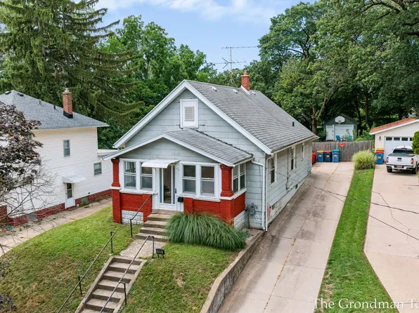 513 Spring Ave NE, Grand Rapids, MI 49503